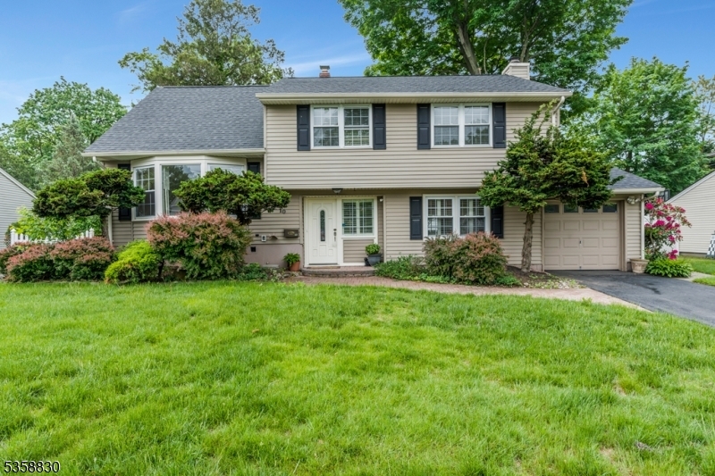10 Lauri Ln  Middlesex Boro NJ 08846 photo