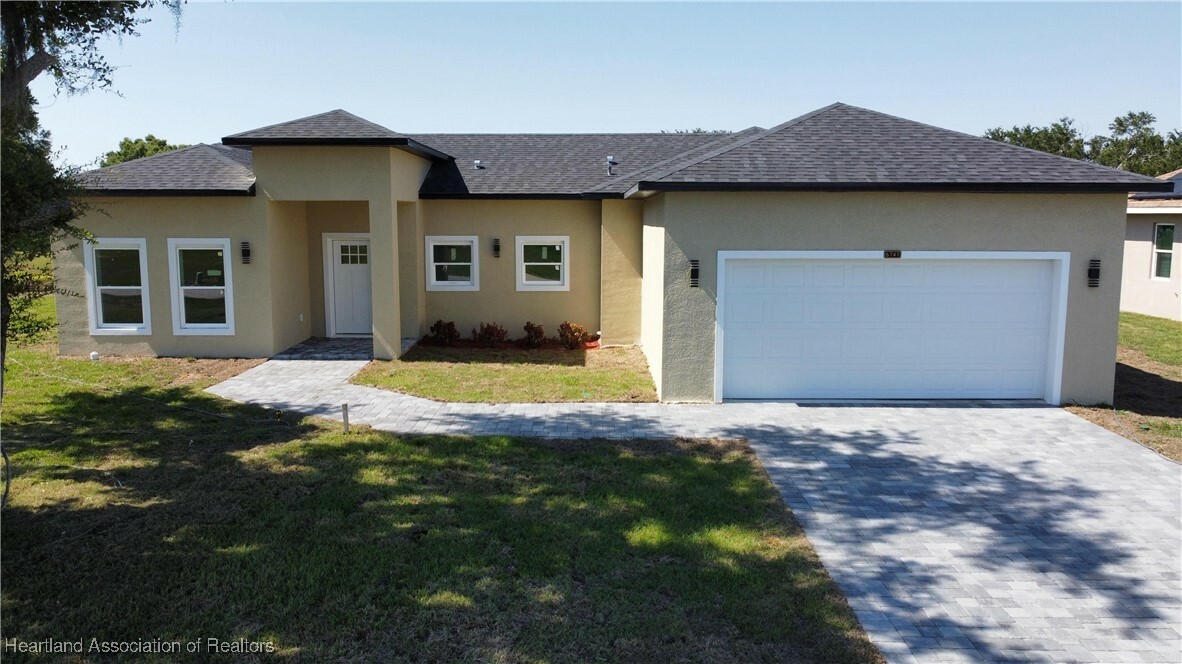 6741 Heavitree Drive  Sebring FL 33876 photo
