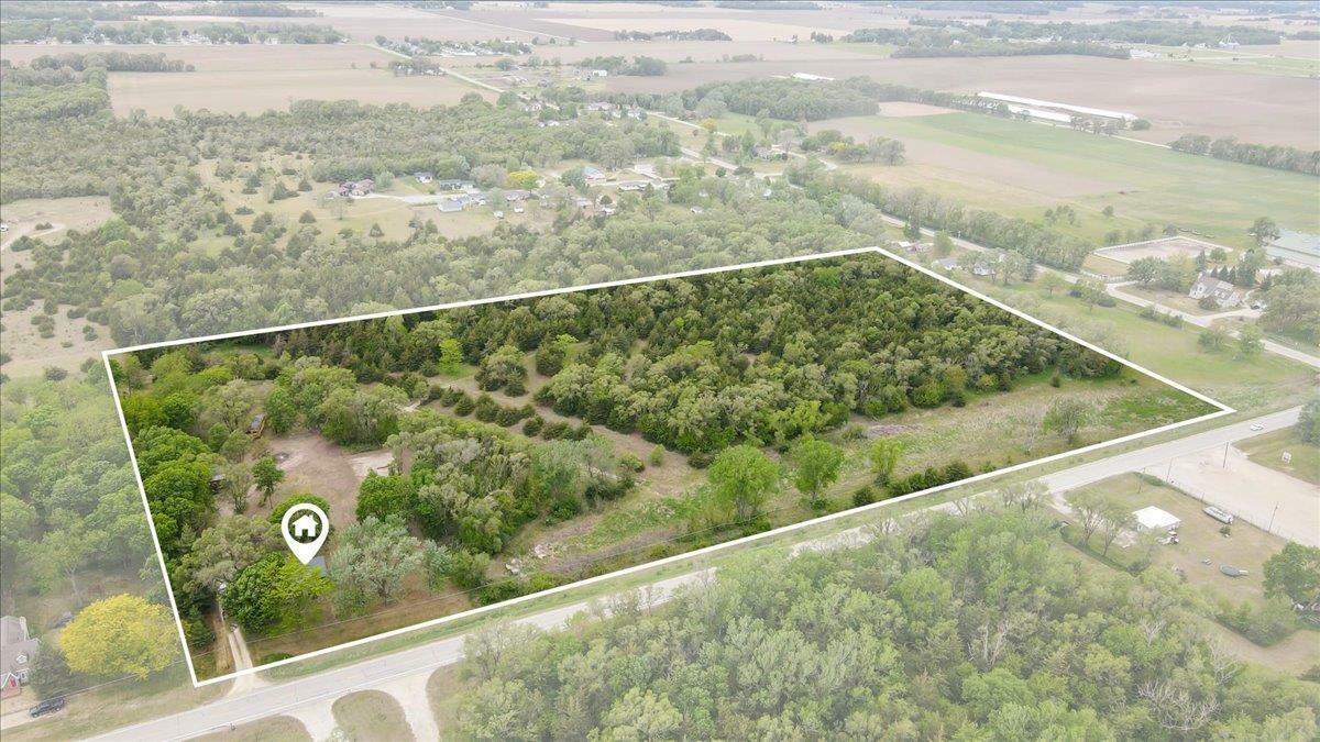 3408 Big Woods Road  Cedar Falls IA 50613 photo