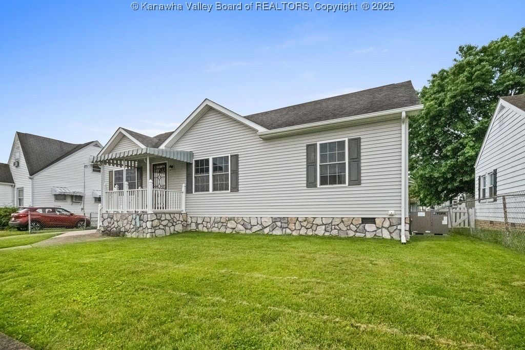 Property Photo:  5211 Ohio Street  WV 25309 