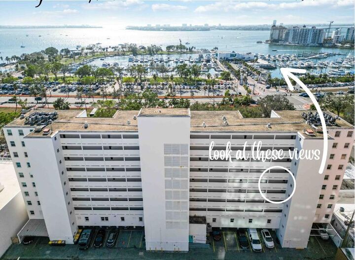 33 S Gulfstream Avenue 502  Sarasota FL 34236 photo
