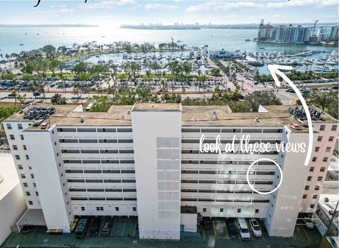 Property Photo: 33 S Gulfstream Avenue 502 FL 34236