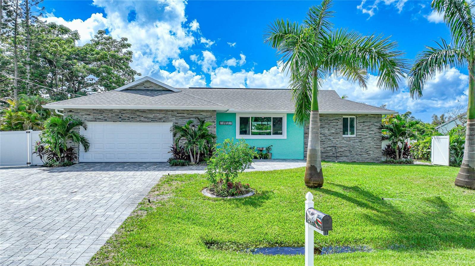 Property Photo: 192 Danforth Drive S FL 33980