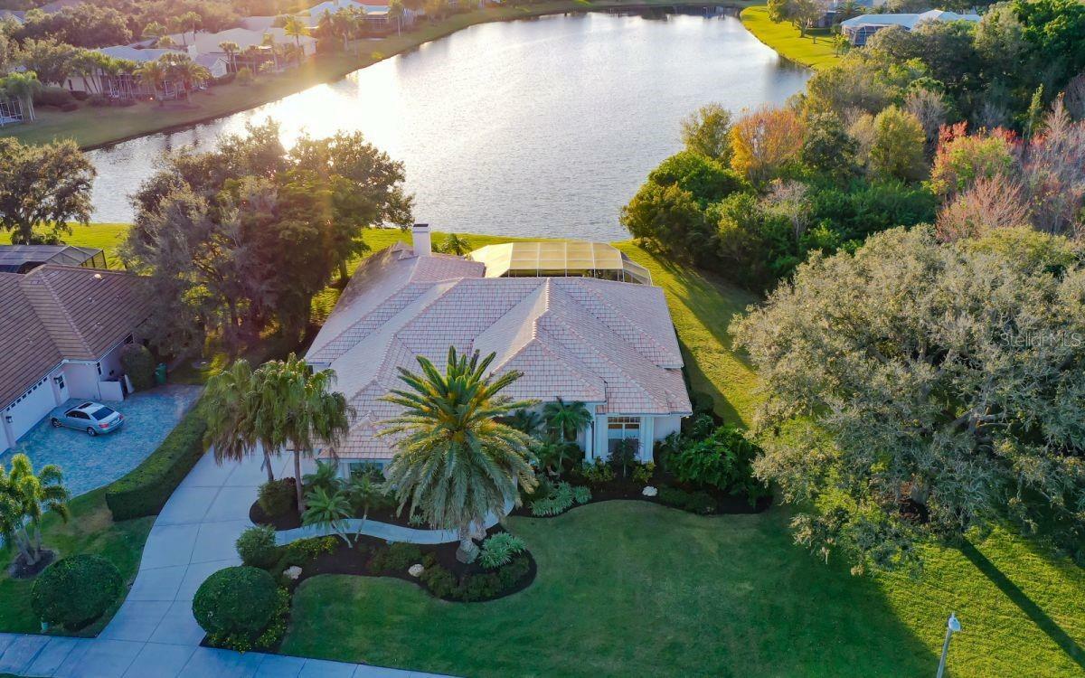 Property Photo: 3010 Dick Wilson Drive FL 34240