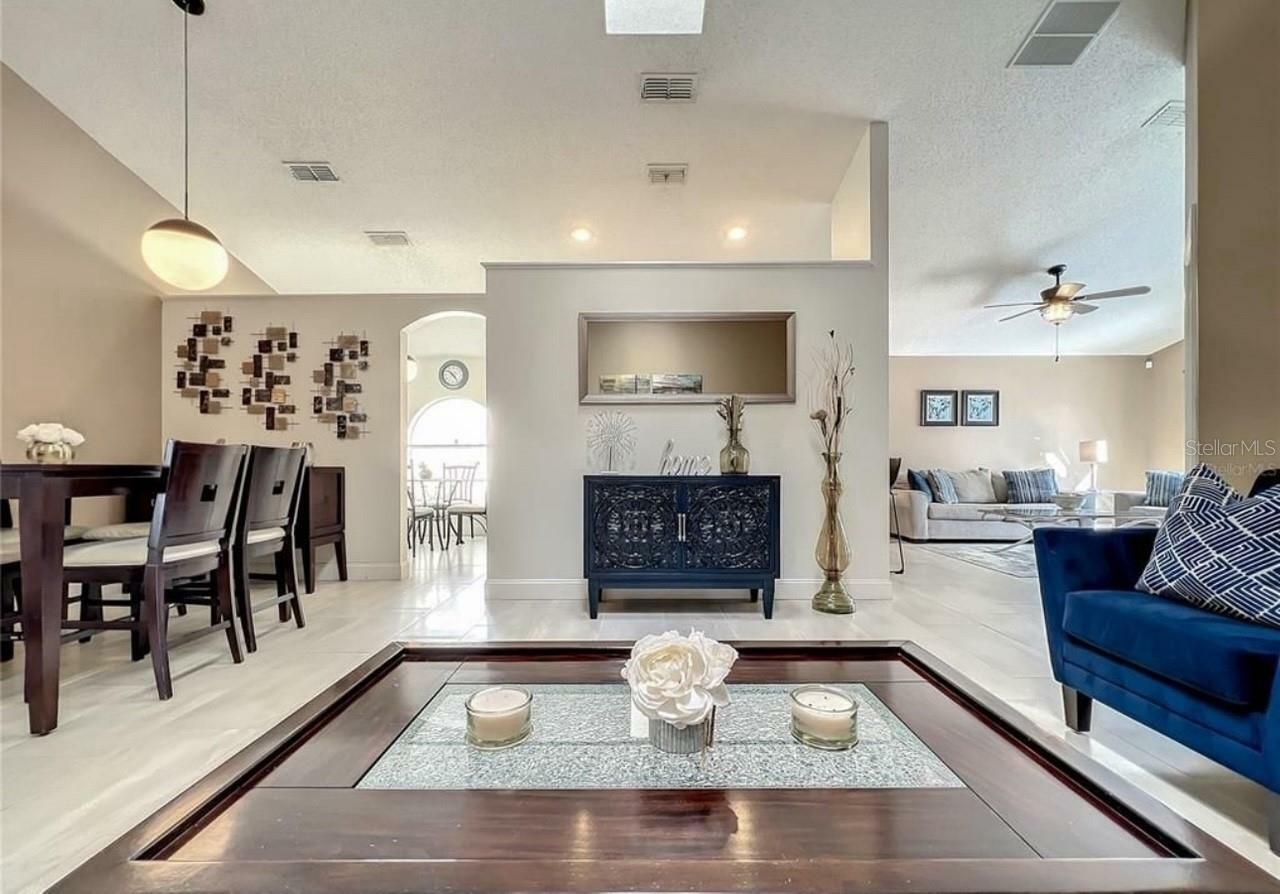 Property Photo: 1134 Bloomingdale Drive FL 33897