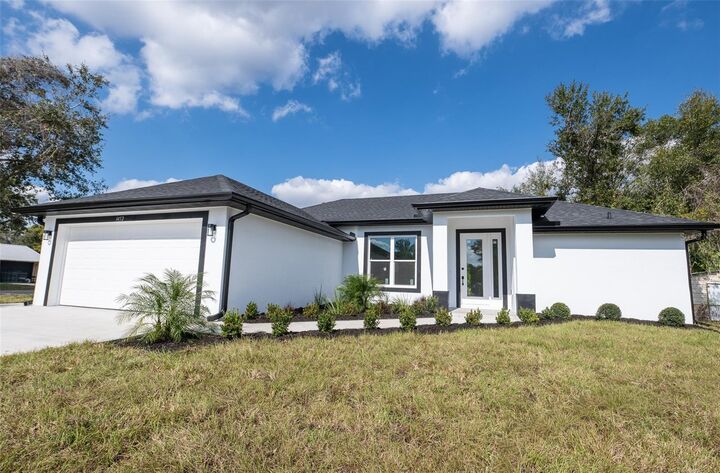 Property Photo: 1452 NE Lee Drive FL 34266