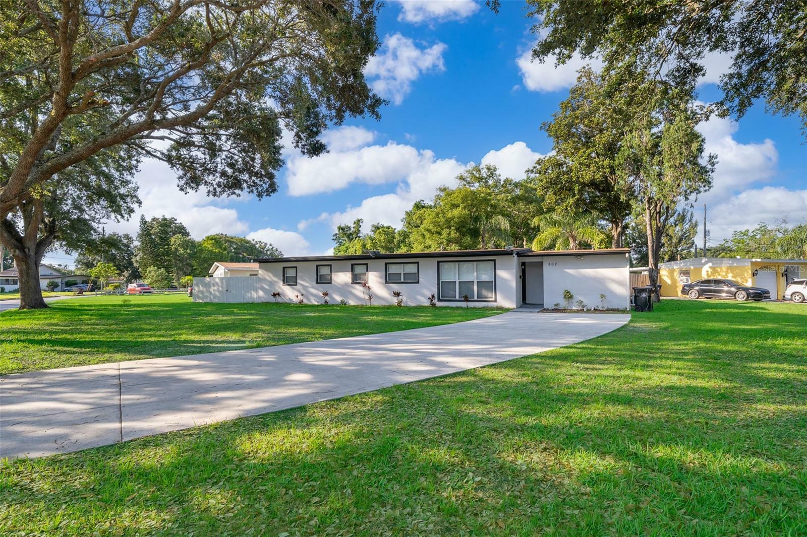 Property Photo: 502 Engel Drive FL 32807