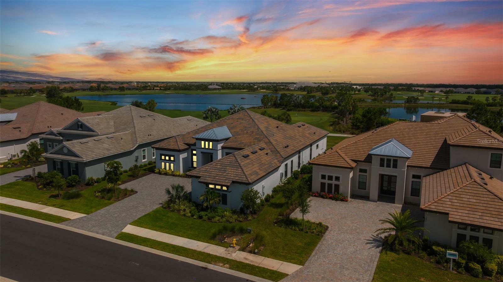 Property Photo: 3888 Santa Caterina Boulevard FL 34211