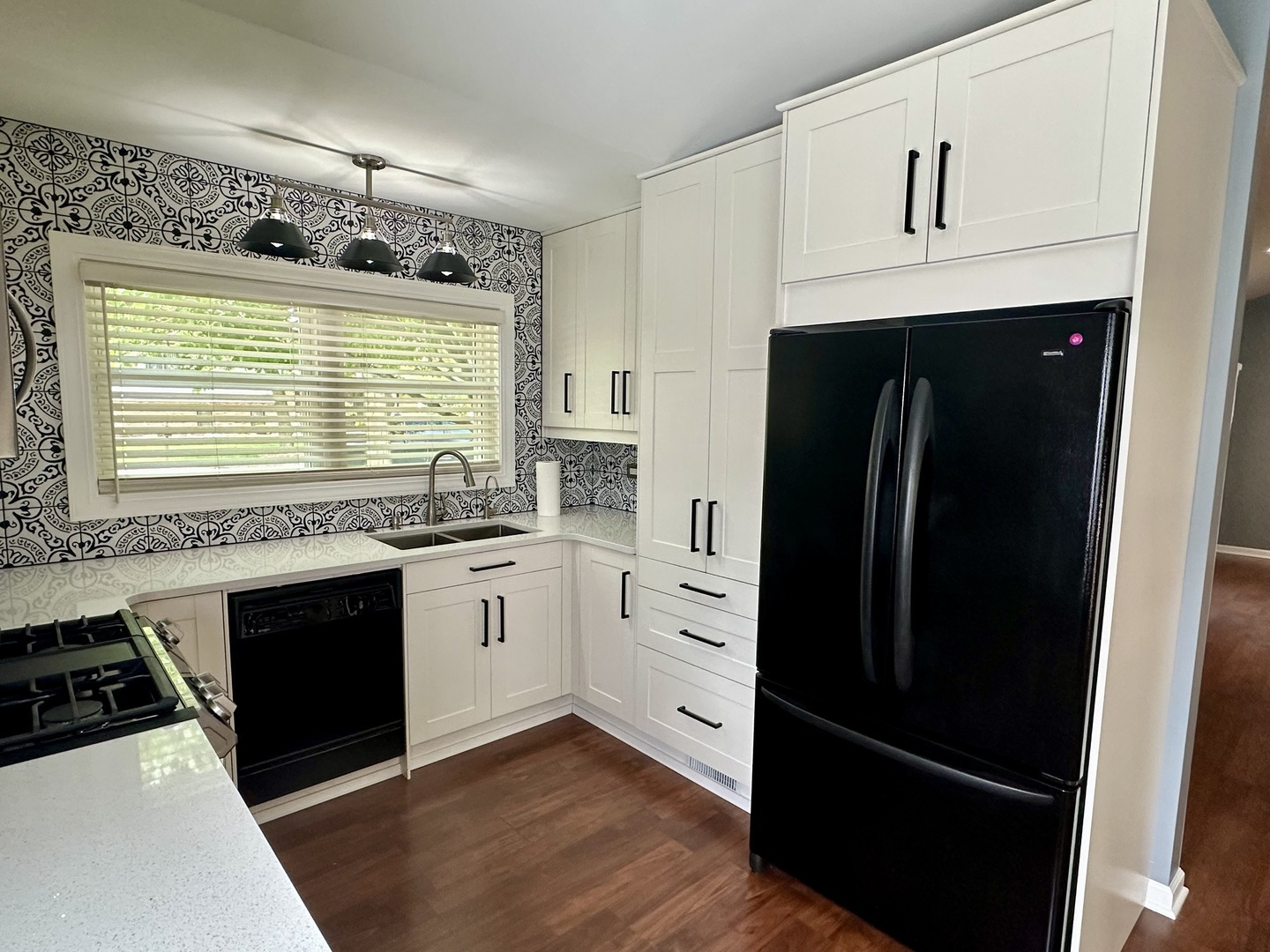 Property Photo: 13005 S Blossom Drive IL 60803
