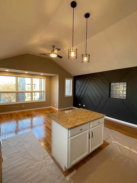 Property Photo: 5516 S Indiana Avenue 4 IL 60637