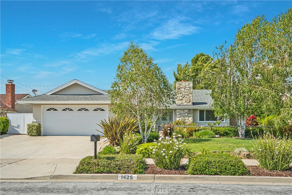 Property Photo: 1425 Arrow Wood Drive CA 92821