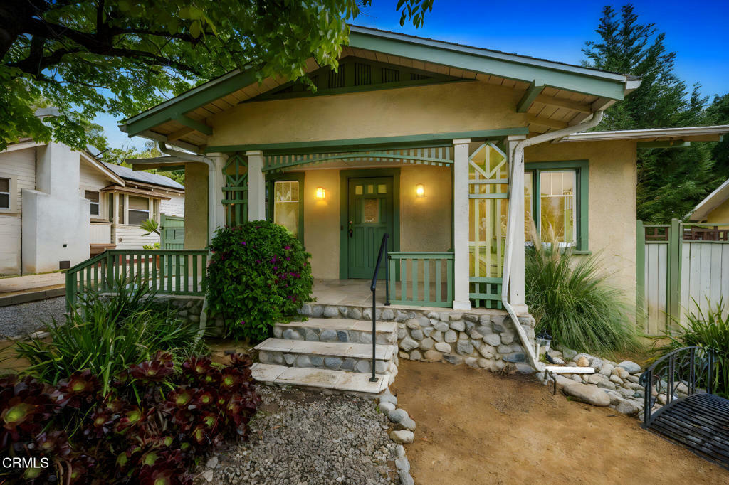 Property Photo: 1712 N El Molino Avenue CA 91104