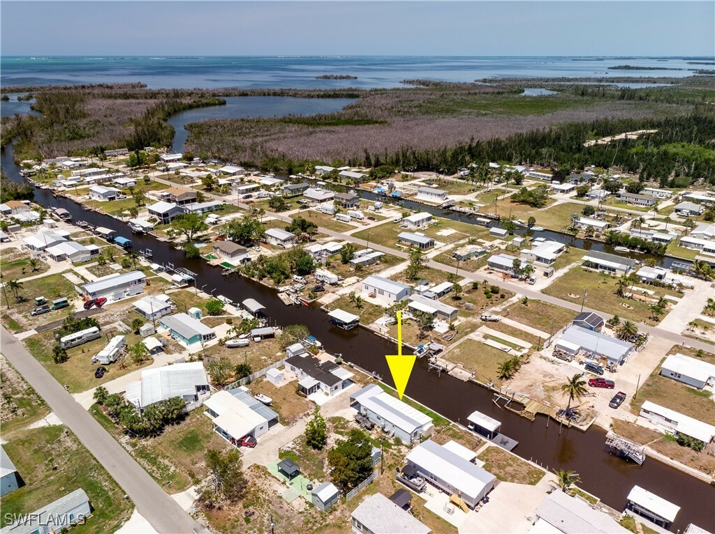Property Photo:  5012 Sandpiper Drive  FL 33956 