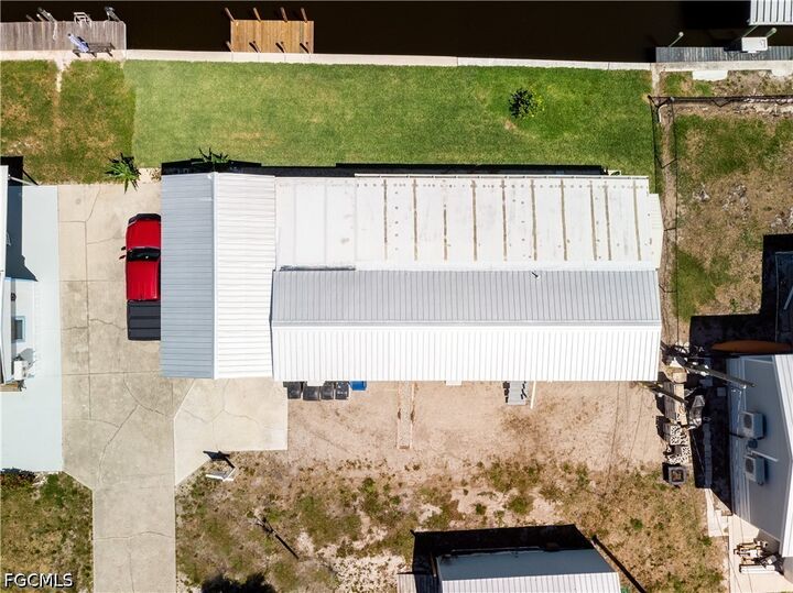 Property Photo:  5012 Sandpiper Drive  FL 33956 