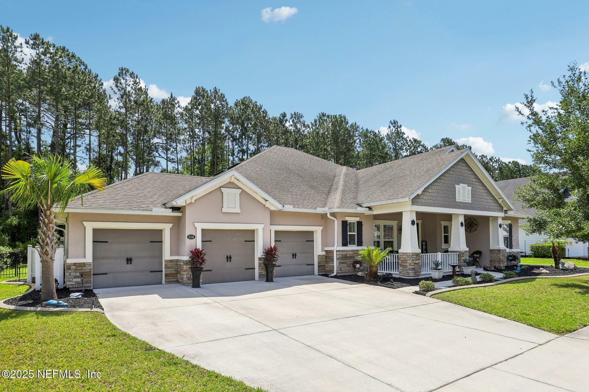 Property Photo: 85368 Cherry Creek Drive FL 32034