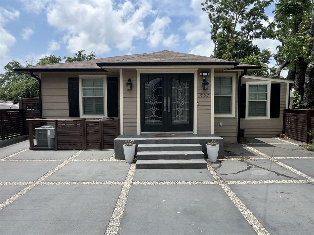 Property Photo: 3127 Pastor Street TX 75212