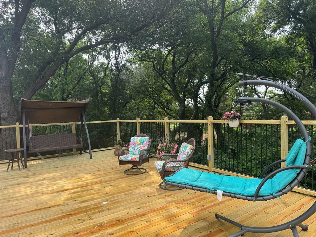 Property Photo: 135 Freedom Court TX 75032