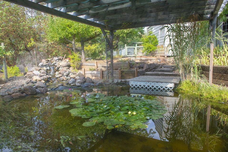 Property Photo: 4356 W Griffin Creek Road OR 97501