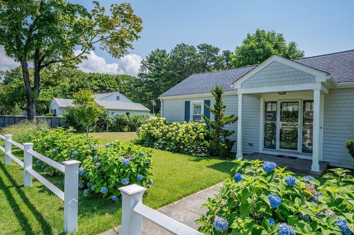 Property Photo:  46 Pine  MA 02556 