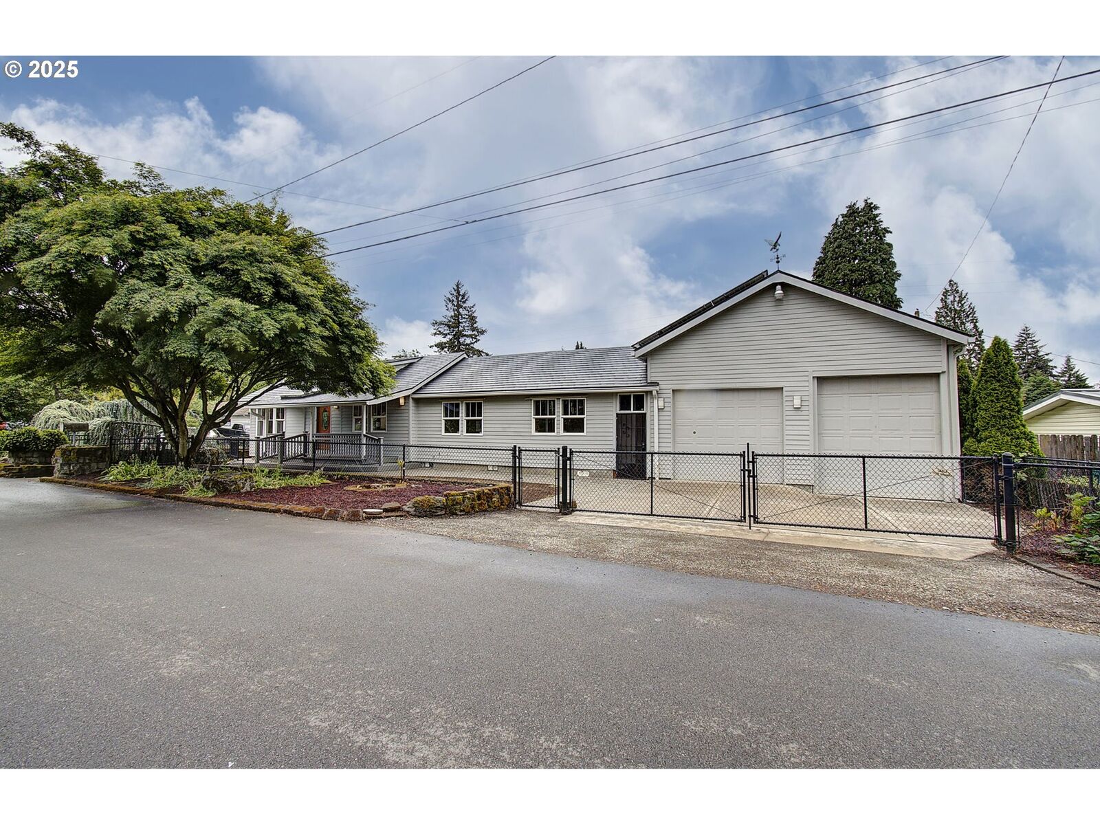 Property Photo:  3708 O St  WA 98663 