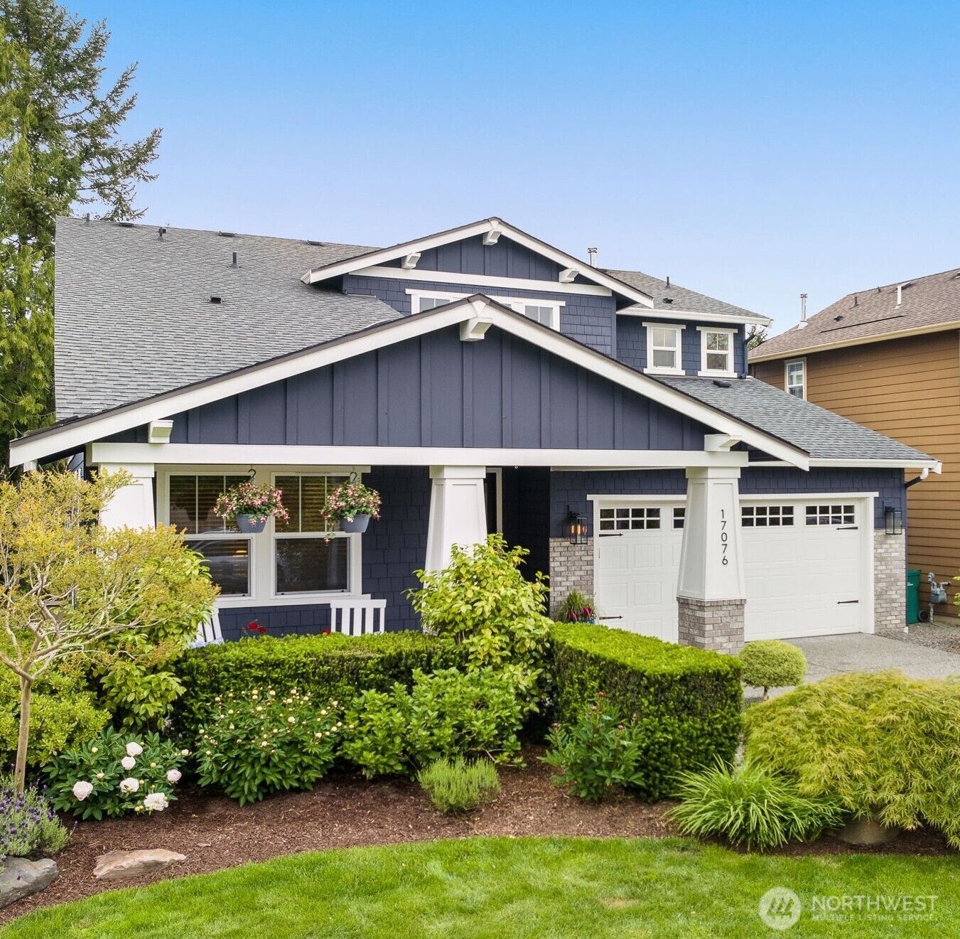 Property Photo: 17076 NE 123rd Street WA 98052
