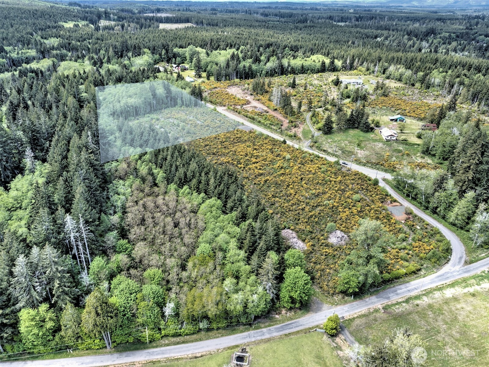 Property Photo: 1121 W Highland Road WA 98584