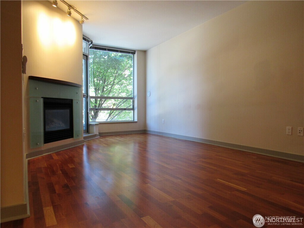 Property Photo: 2929 1st Avenue 204 WA 98121