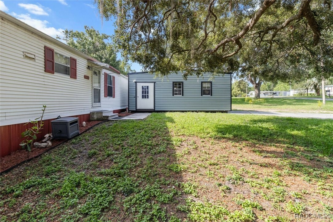 Property Photo: 8431 S Lake Consuella Drive FL 34436