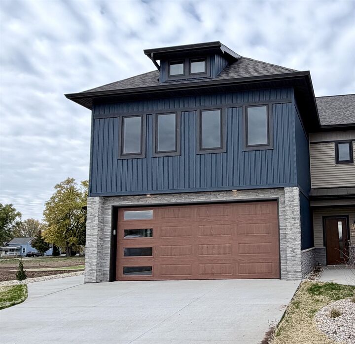 Property Photo: 372 Satori Trail 127 WI 54136