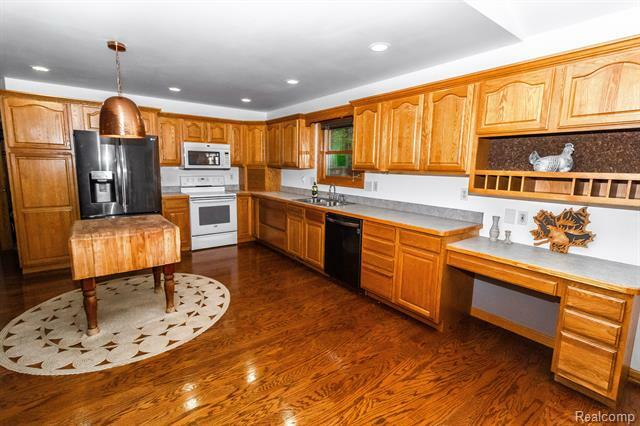 Property Photo: 4707 Mount Morris Road MI 48421