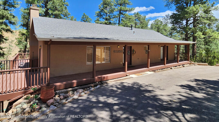 Property Photo:  115 Twin Tree Loop  NM 88312 