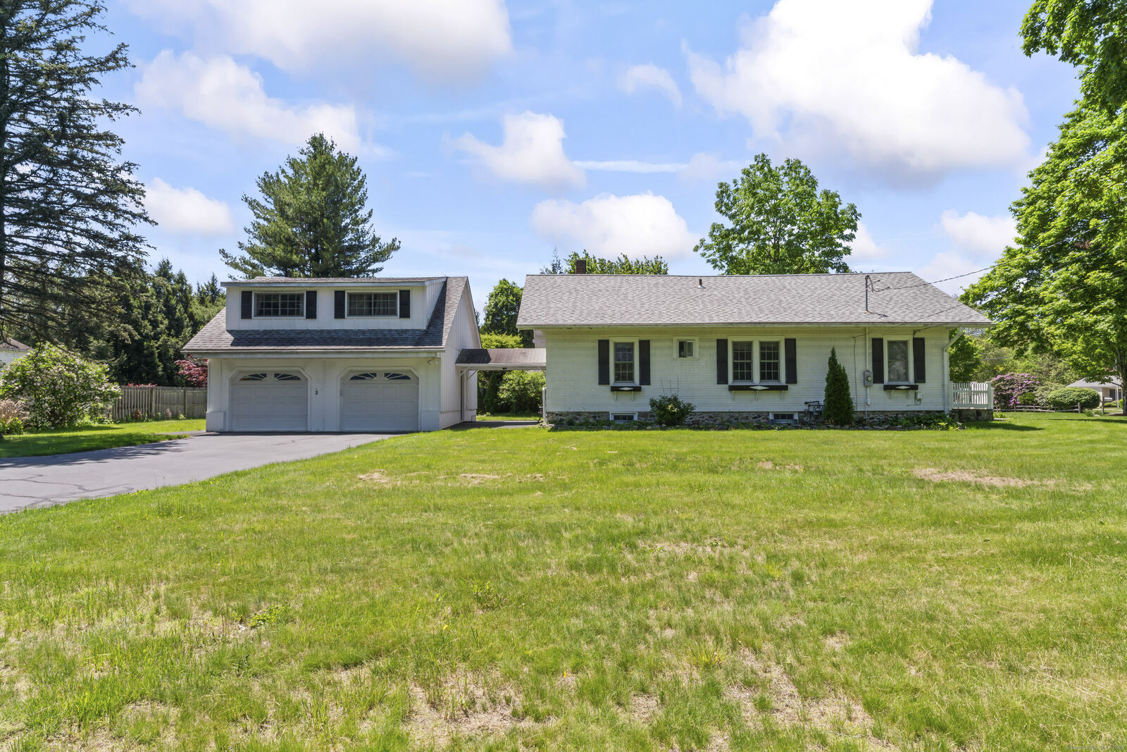 Property Photo:  18 Glover Avenue  CT 06470 