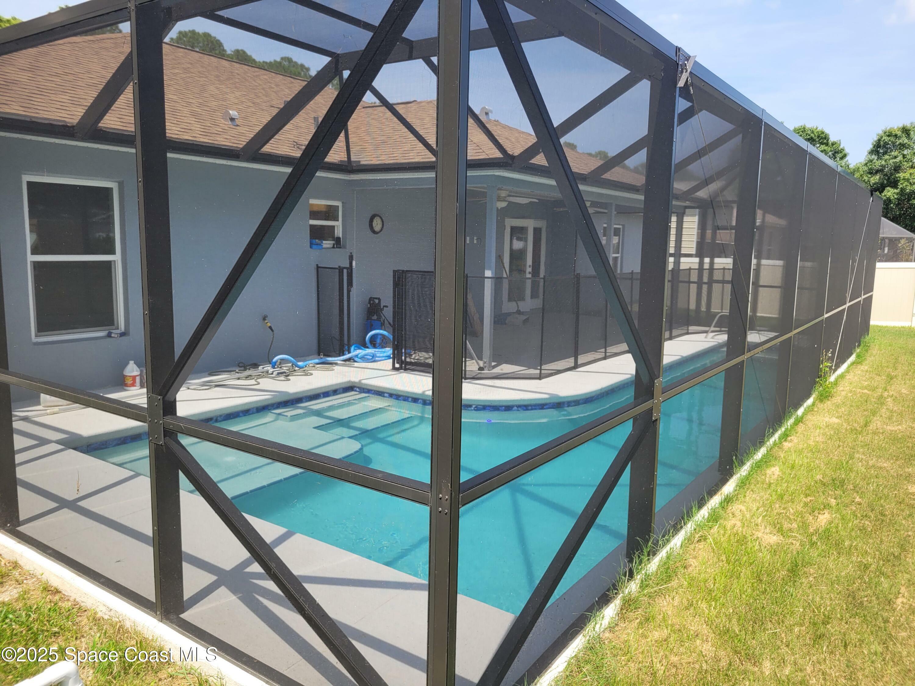 Property Photo: 766 Tooley Road SW FL 32908
