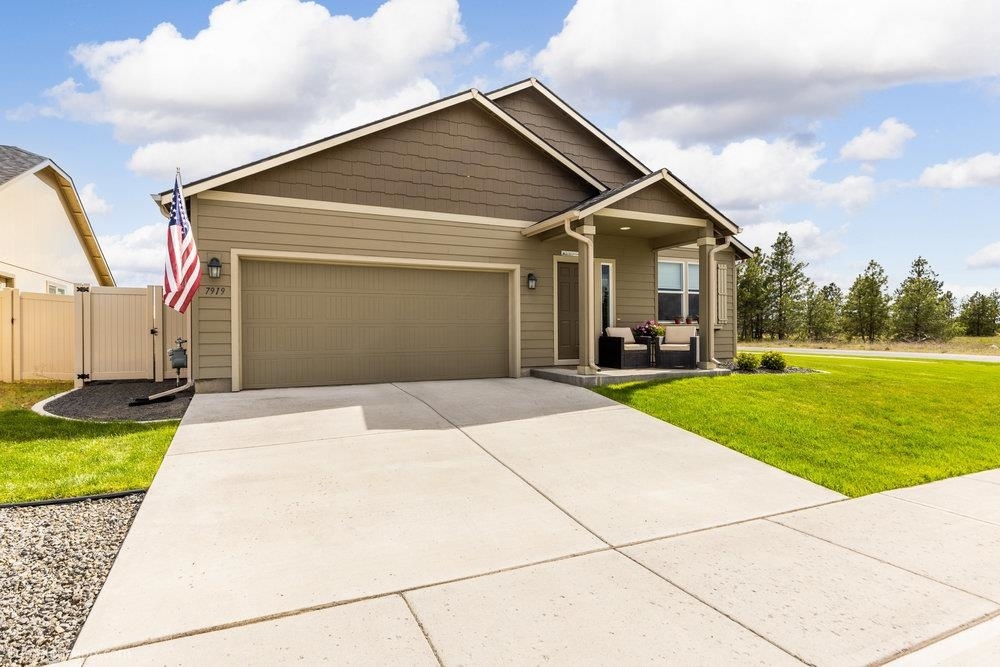 Property Photo: 7919 W 55th Ave WA 99224