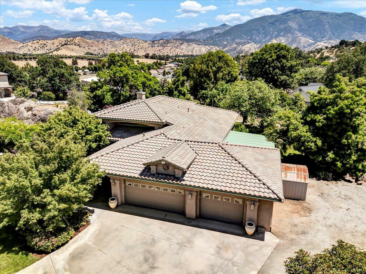 Property Photo: 16574 Coyote Drive CA 93265