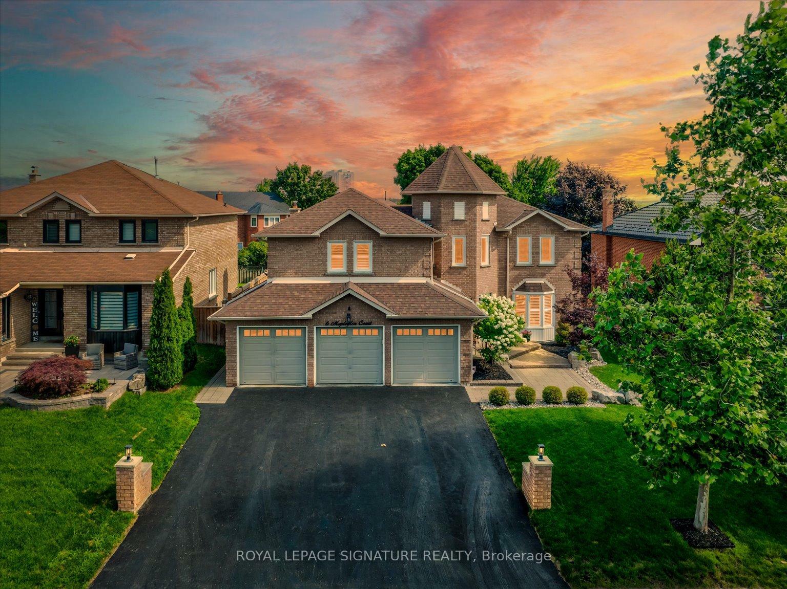 Property Photo: 6 Mapleglen Court ON L1R 1T7