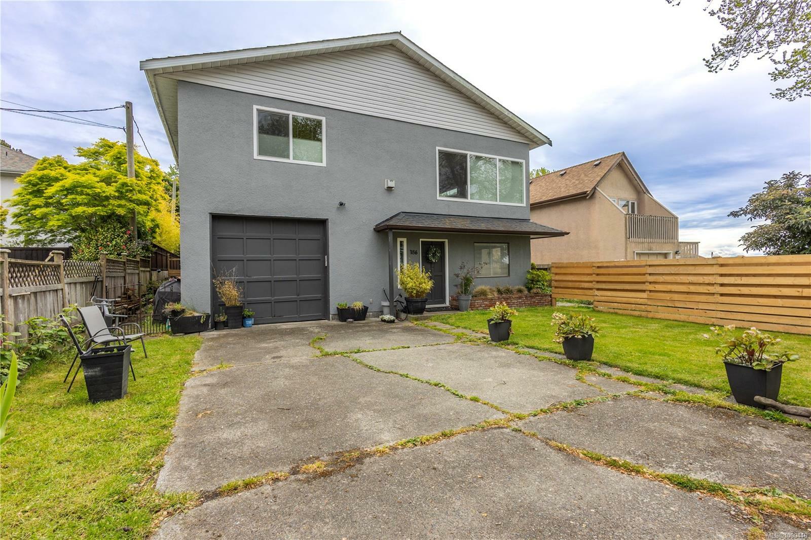 Property Photo: 184-186 St. Charles St BC V8S 3M7