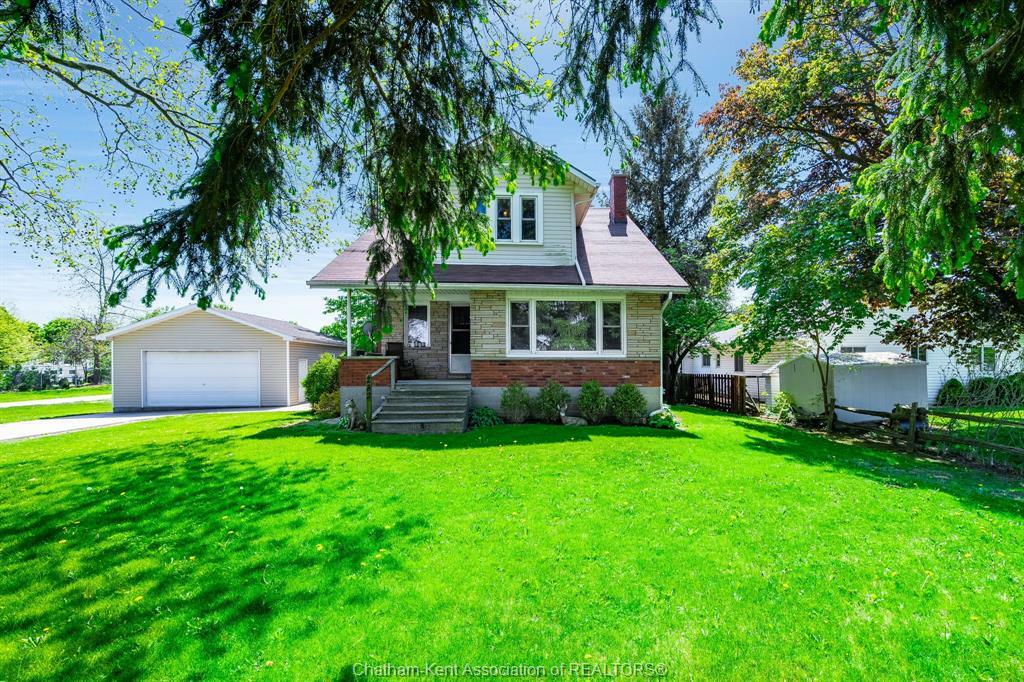 Property Photo: 232 Chatham Street South ON N0P 1A0