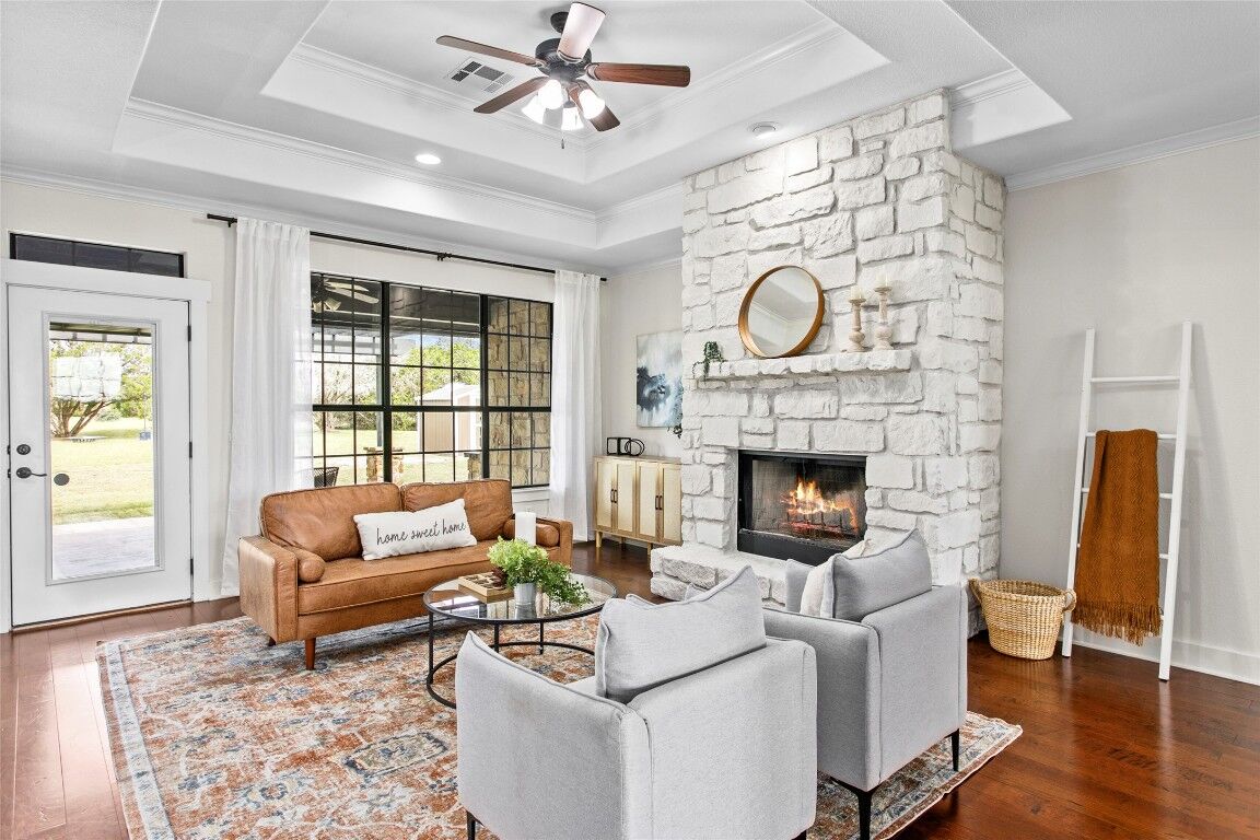 Property Photo:  400 Chama Trace  TX 78620 