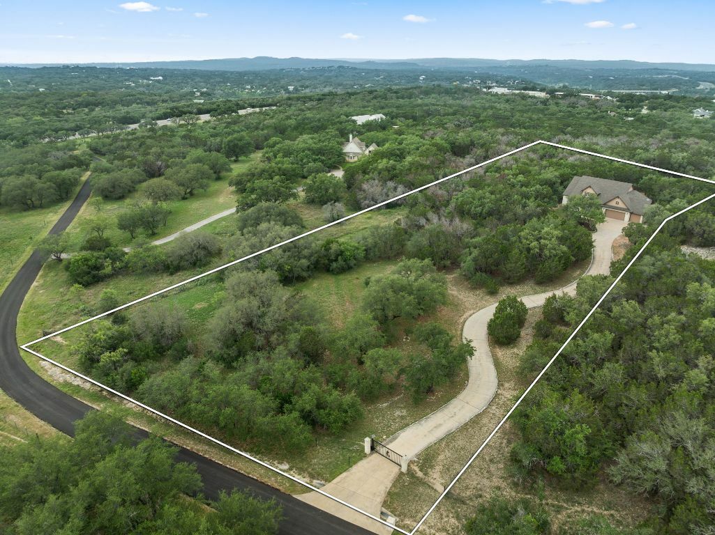 Property Photo: 3830 Verde Knoll Drive TX 78669