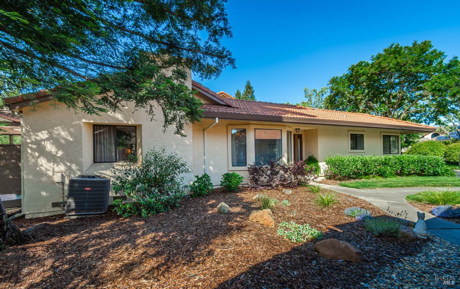 Property Photo: 33 Fountain Grove Circle CA 94558