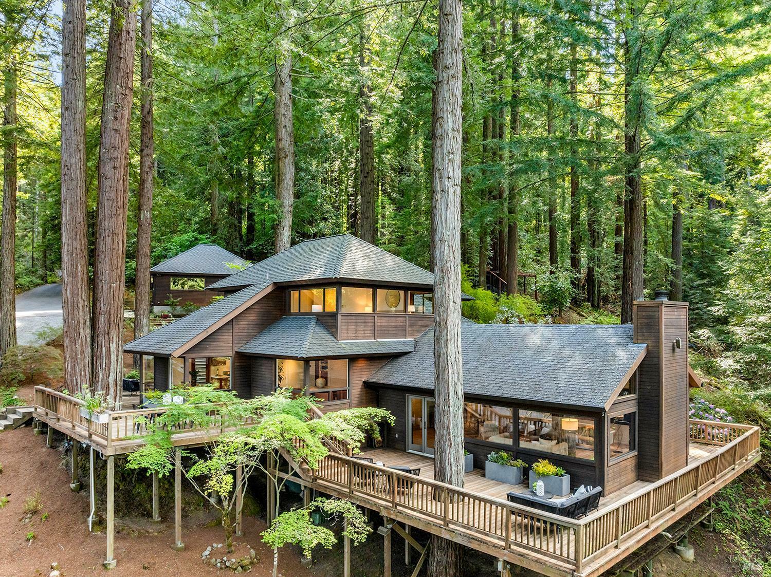 Property Photo: 1655 Jonive Road CA 95472