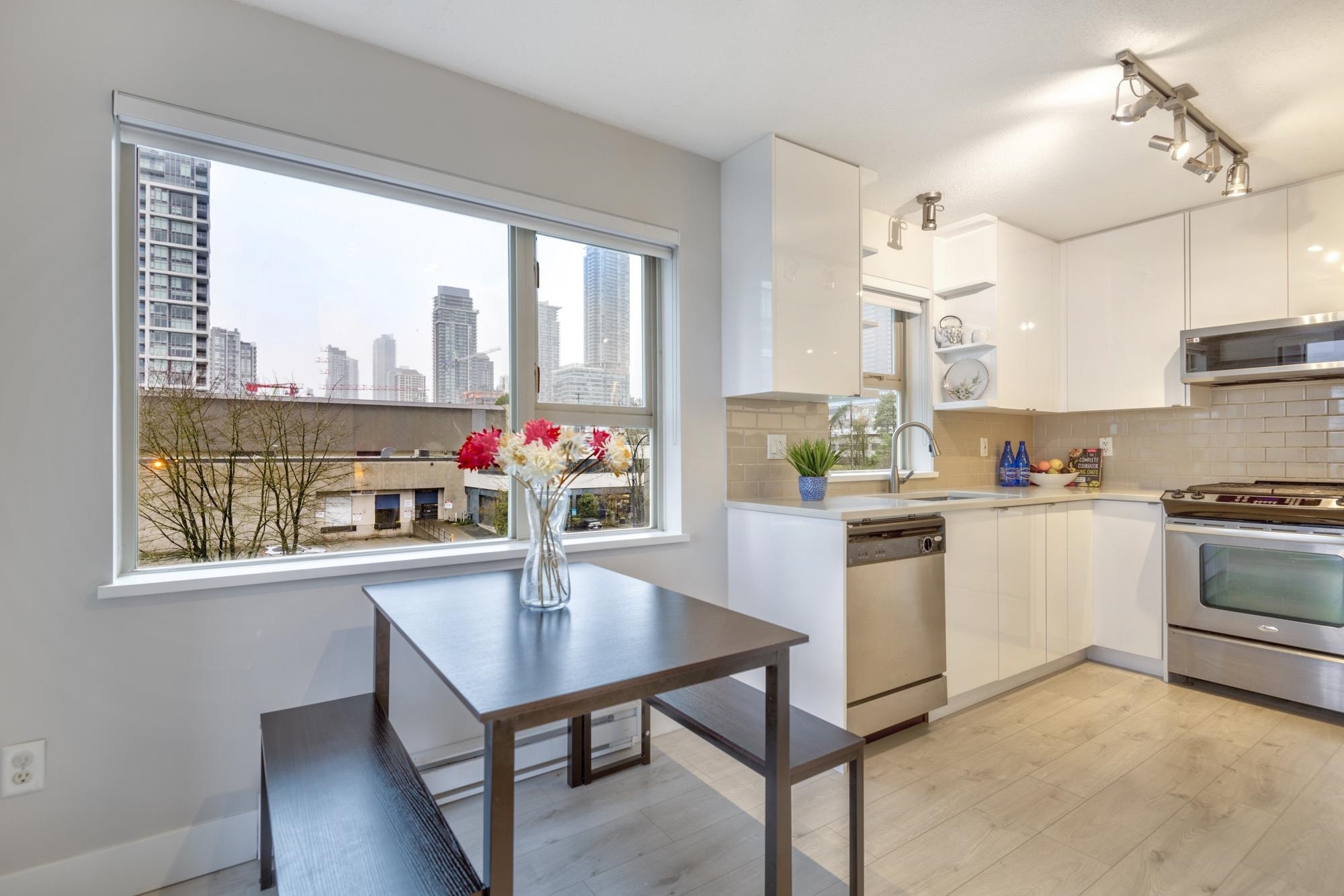 Property Photo: 4728 Dawson Street 305 BC V5C 0A9