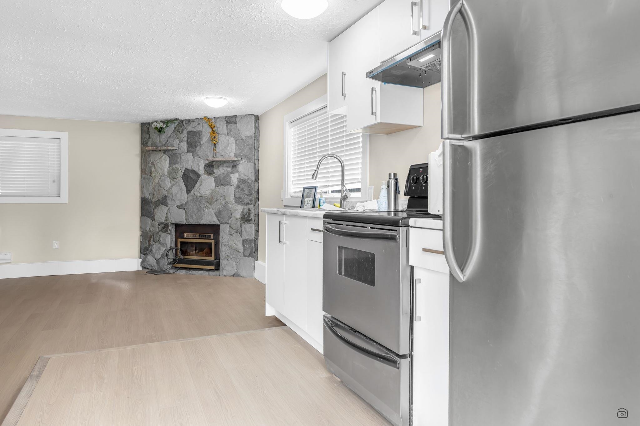 Photo de la propriété: 9774 131A Street BC V3T 3R3
