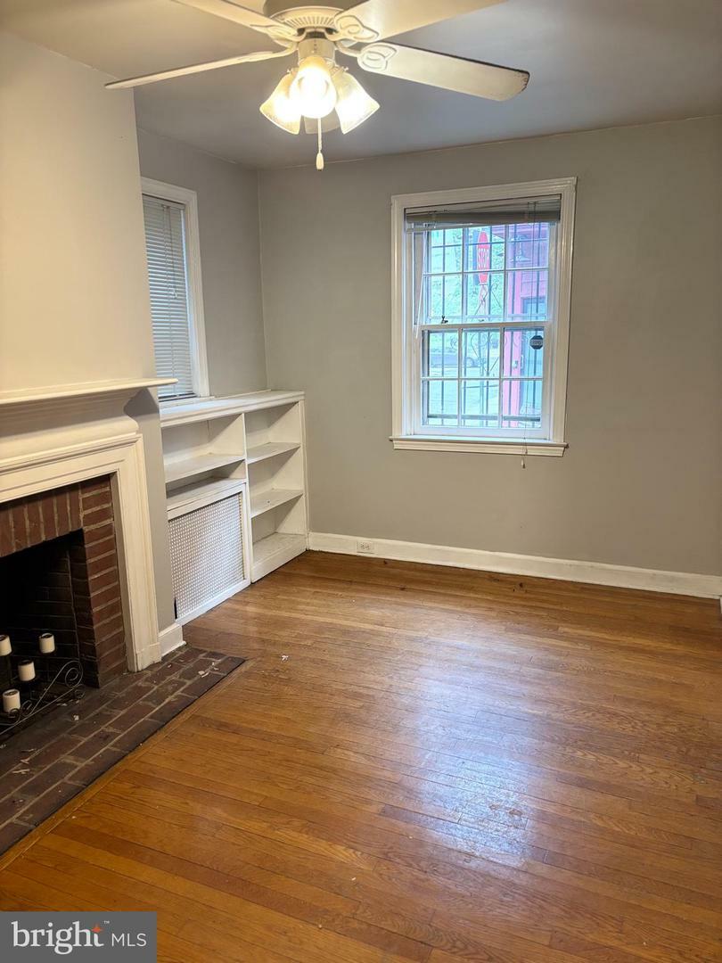 Property Photo: 1527 Cherry Street PA 19102