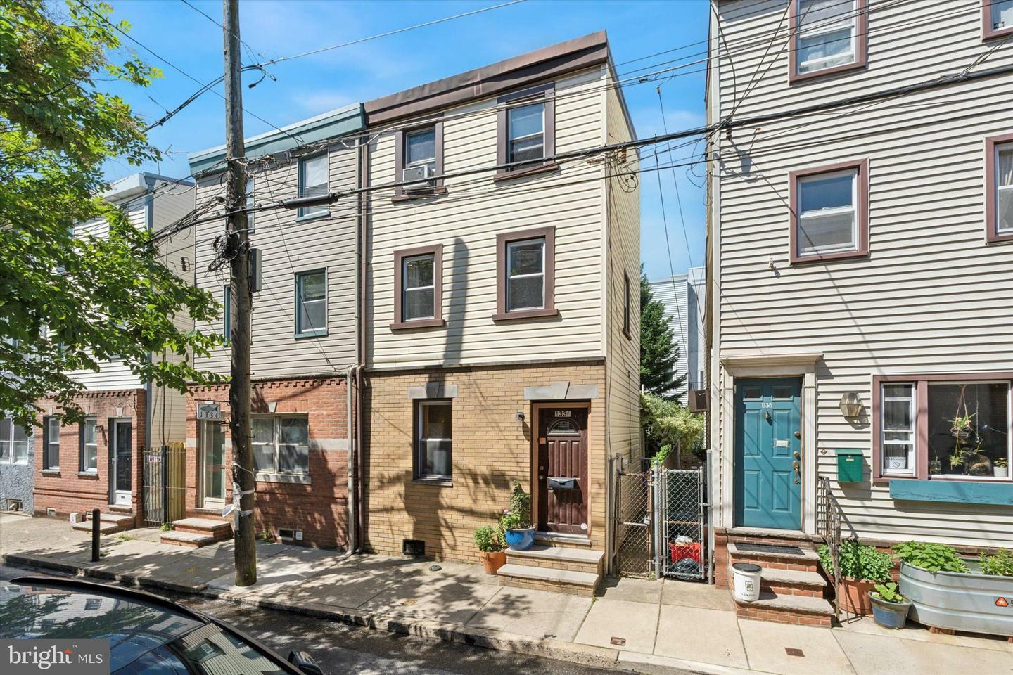 1336 E Hewson Street  Philadelphia PA 19125 photo
