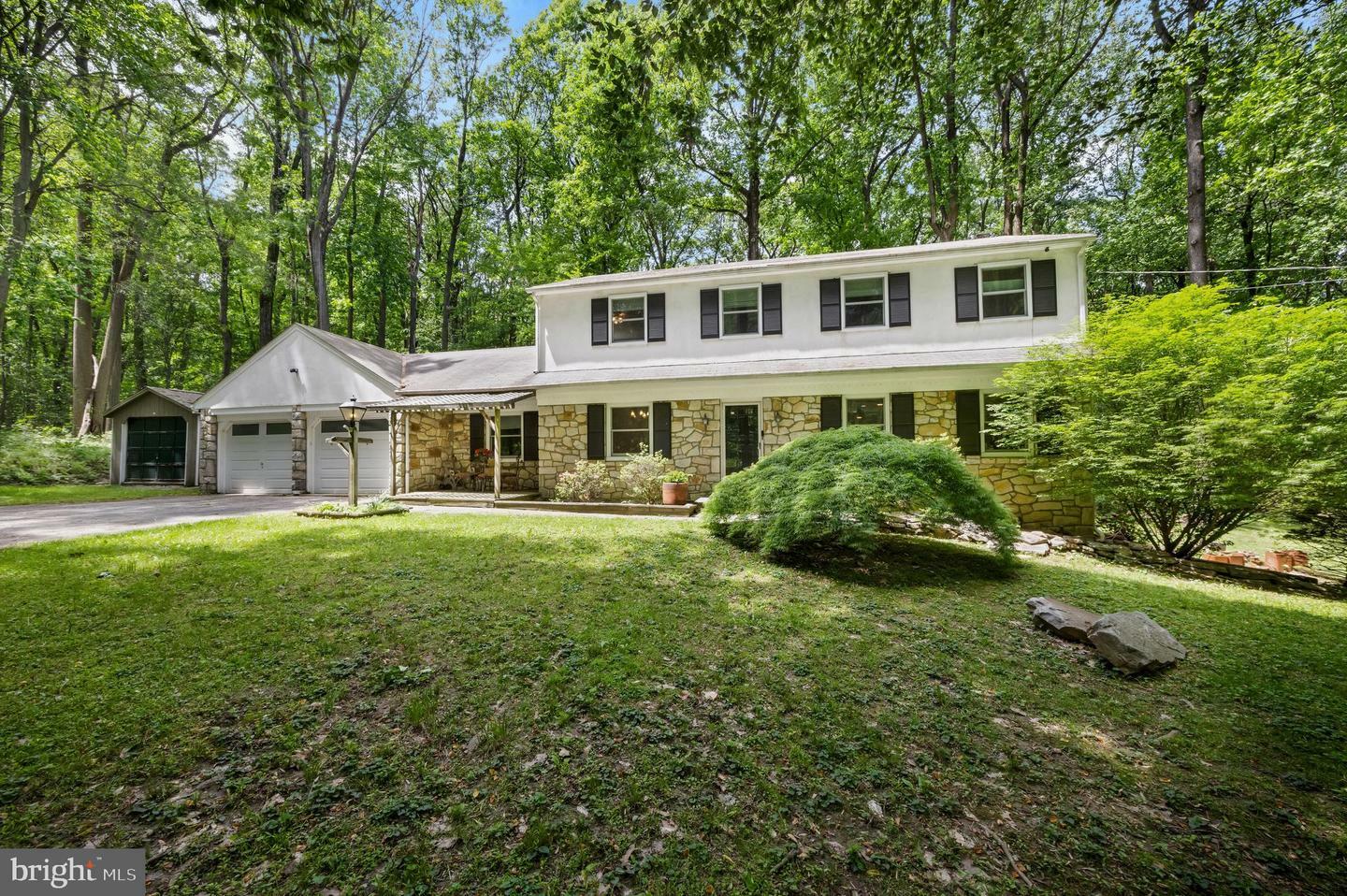 Property Photo: 17 Shamrock Hill Lane PA 19355