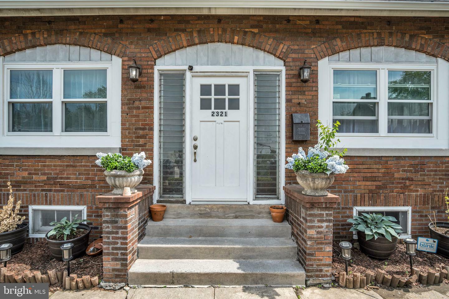 Property Photo: 2321 Walnut Street PA 17103