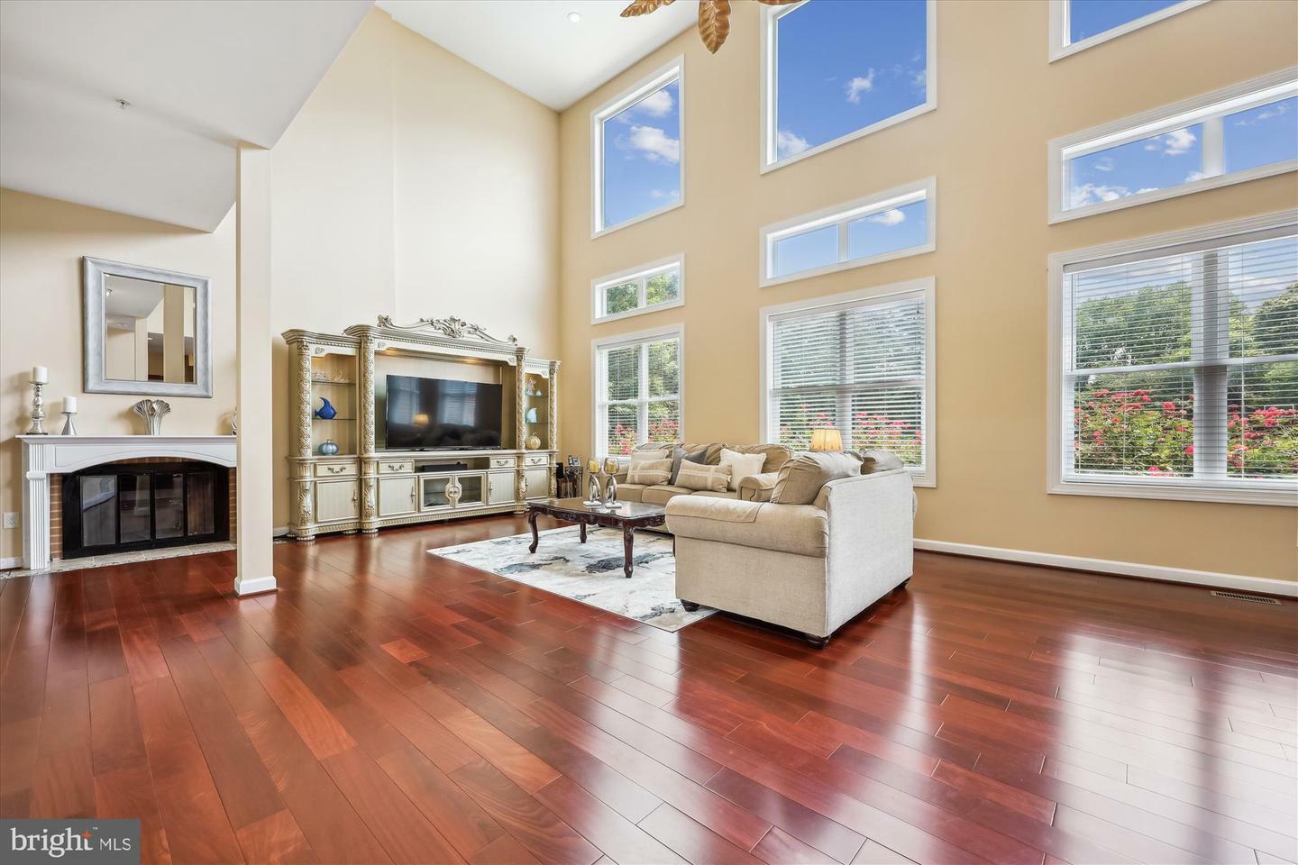 Property Photo: 15613 Ancient Oak MD 20878
