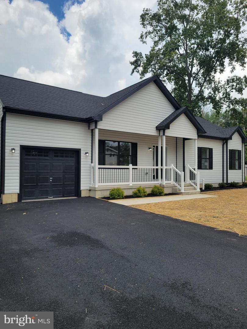 Property Photo:  1182 Rae Drive  NJ 08360 